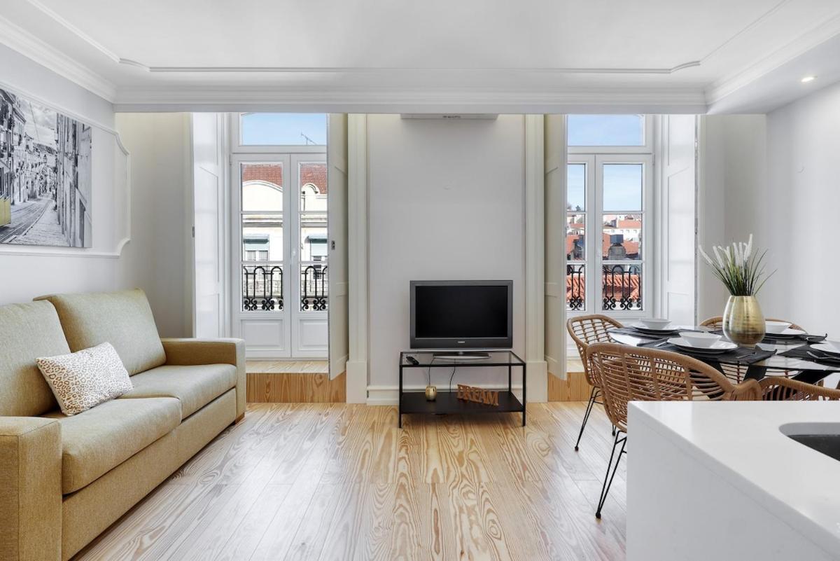 Lisbon Beautiful 2 Bedroom Apartment With Views In Rua Augusta Lisboa Eksteriør bilde